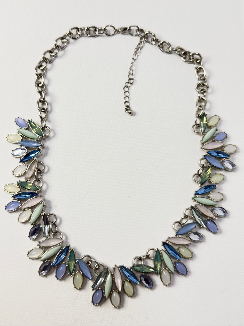 Multi-color pastel crystal statement choker necklace Women’s costume jewelry